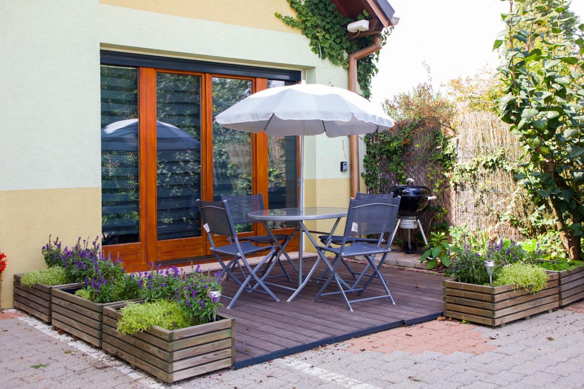 Le Cocon Appart Avec Parking Prive & Terrasse Sainte-Croix-en-Plaine Esterno foto